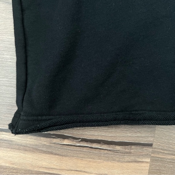 MO&Co. Women's Pullover Save the Mermaid Sleeve Black Size Medium - Picture 6 of 13